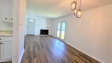 32 Harbour Walk New Bern NC 28562