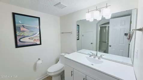 32 Harbour Walk New Bern NC 28562
