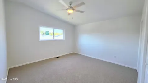 32 Harbour Walk New Bern NC 28562