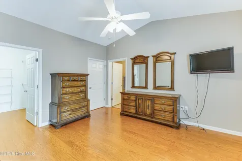 5158 Elton Drive SE Southport NC 28461