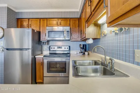 517 S Ocean Boulevard North Myrtle Beach SC 29582
