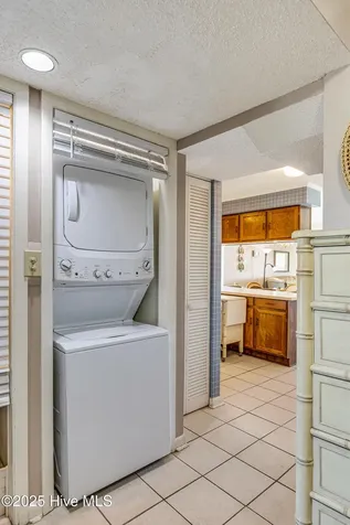 517 S Ocean Boulevard North Myrtle Beach SC 29582
