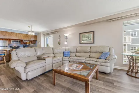 517 S Ocean Boulevard North Myrtle Beach SC 29582