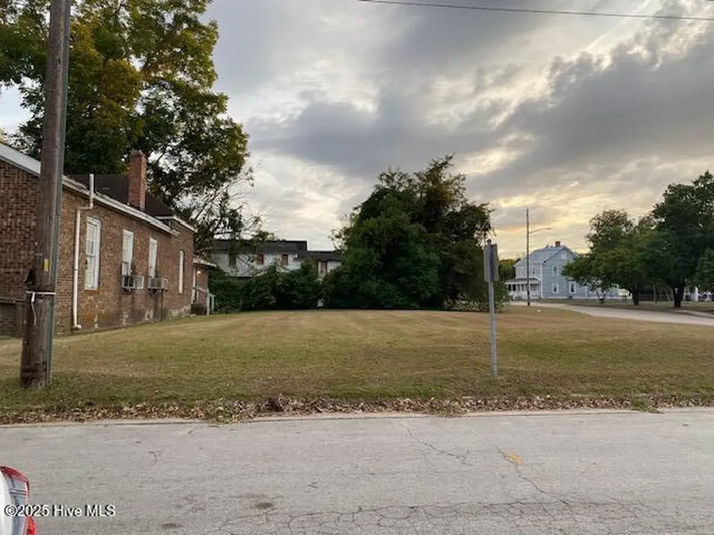 0 E 7th Street Washington NC 27889