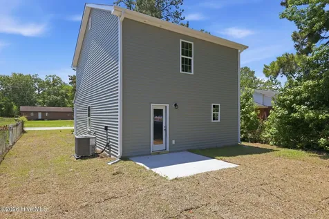 2904 Moore Avenue New Bern NC 28562