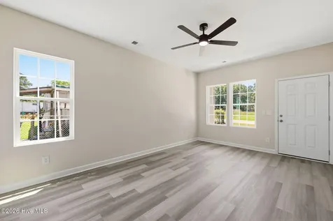 2904 Moore Avenue New Bern NC 28562