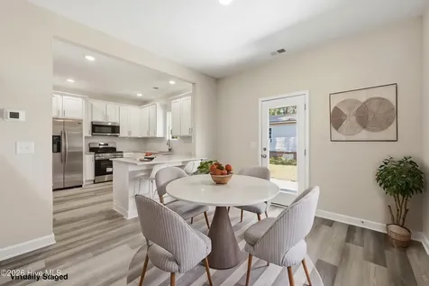 2904 Moore Avenue New Bern NC 28562