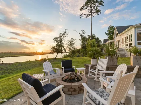 3623 White Cliffs Drive Castle Hayne NC 28429