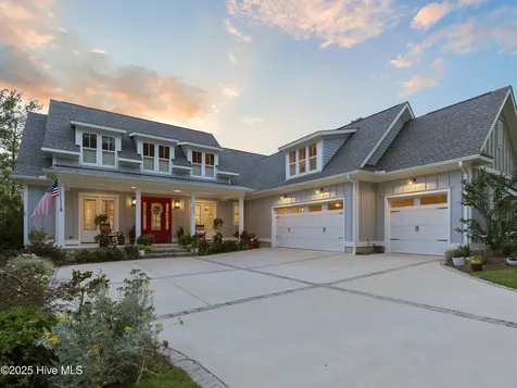 3623 White Cliffs Drive Castle Hayne NC 28429