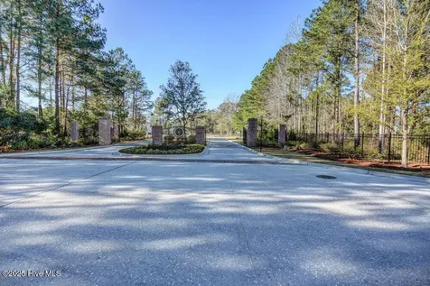 3623 White Cliffs Drive Castle Hayne NC 28429