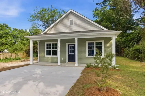 1107 Goldsboro Street New Bern NC 28560