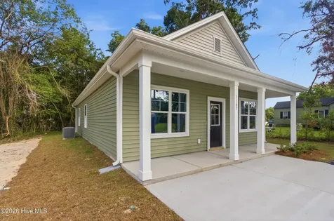 1107 Goldsboro Street New Bern NC 28560