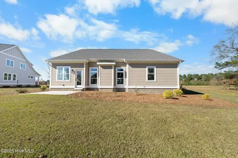 135 Sycamore Lakes Drive Wallace NC 28466