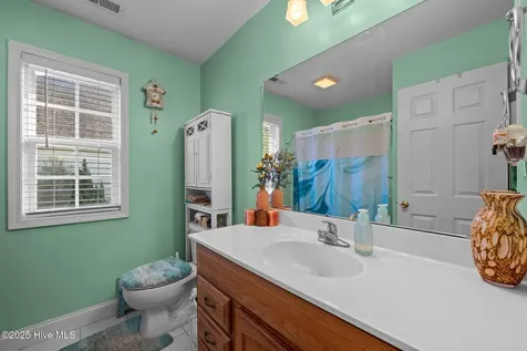 1207 Pelican Drive New Bern NC 28560
