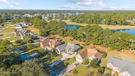 1207 Pelican Drive New Bern NC 28560
