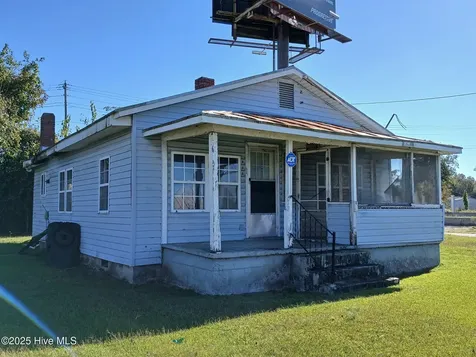 409 Plum Street New Bern NC 28560