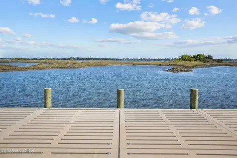 202 Royal Oaks Court Cedar Point NC 28584
