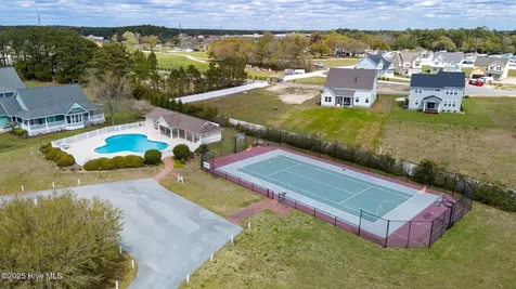 202 Royal Oaks Court Cedar Point NC 28584