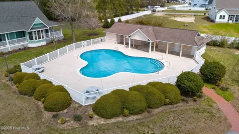 202 Royal Oaks Court Cedar Point NC 28584
