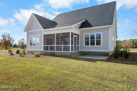 141 Sycamore Lakes Drive Wallace NC 28466