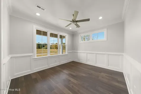 141 Sycamore Lakes Drive Wallace NC 28466