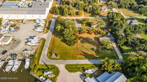 203 Pensacola Avenue Morehead City NC 28557