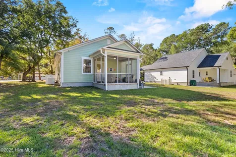 696 Folly Drive Bolivia NC 28422