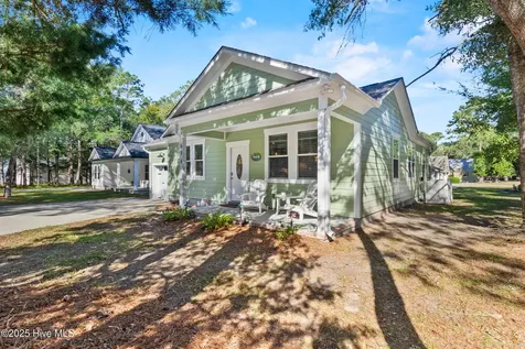 696 Folly Drive Bolivia NC 28422