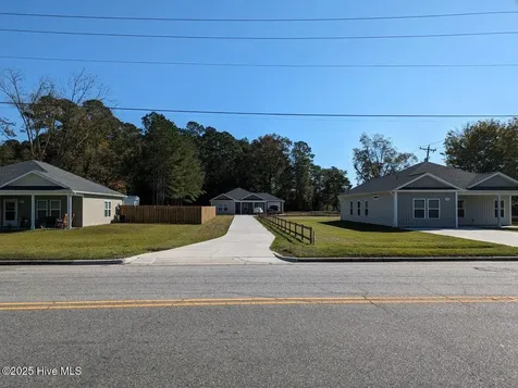 941 Hickman Road Tabor City NC 28463