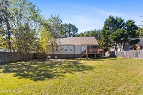 780 Wayside Road Raeford NC 28376