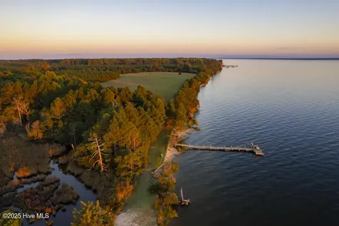 68 Wild Swan Lane Minnesott Beach NC 28510