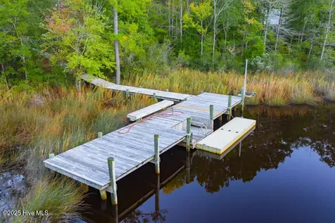 68 Wild Swan Lane Minnesott Beach NC 28510