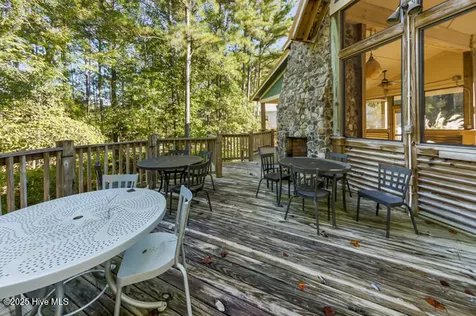 68 Wild Swan Lane Minnesott Beach NC 28510