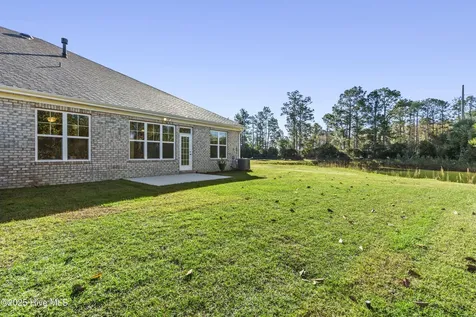 1242 Formosa Drive SE Bolivia NC 28422