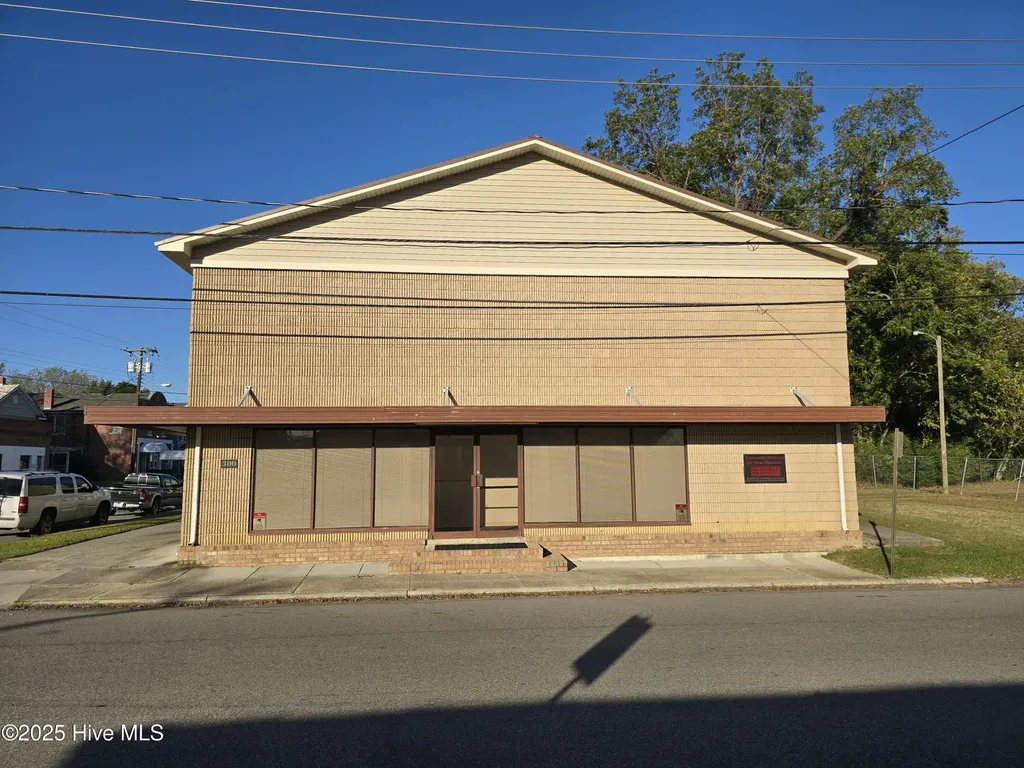 300 Maple Street N Ahoskie NC 27910