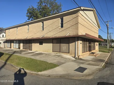 300 Maple Street N Ahoskie NC 27910