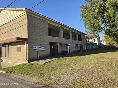 300 Maple Street N Ahoskie NC 27910