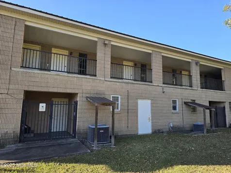 300 Maple Street N Ahoskie NC 27910