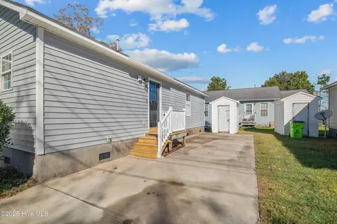 1216 Walt Bellamy Drive New Bern NC 28562
