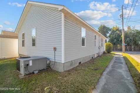 1216 Walt Bellamy Drive New Bern NC 28562