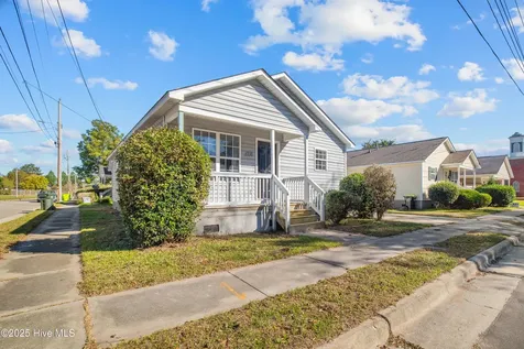 1216 Walt Bellamy Drive New Bern NC 28562