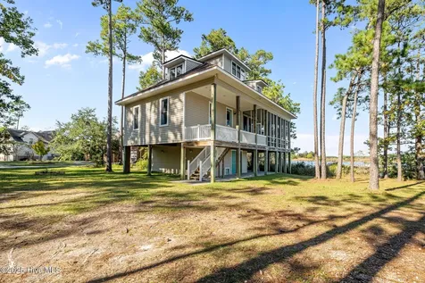 42 Lori Lane Oriental NC 28571