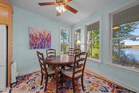 42 Lori Lane Oriental NC 28571