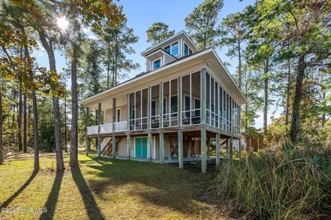 42 Lori Lane Oriental NC 28571