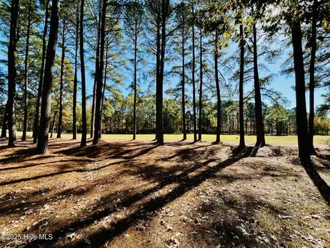 11 Croatan Road Hertford NC 27944