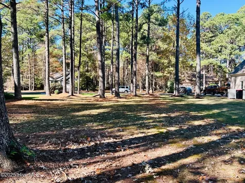 11 Croatan Road Hertford NC 27944