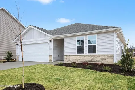31 E Emily Gardens Drive Selma NC 27576