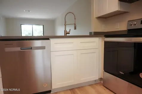 4443 Holly Tree Road Wilmington NC 28412