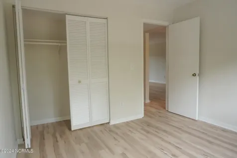 4443 Holly Tree Road Wilmington NC 28412