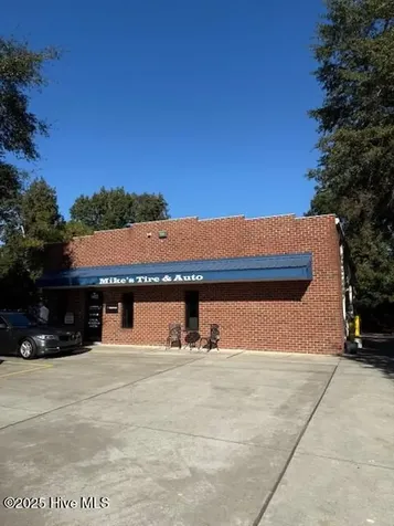 4422 Us Hwy 17 A S New Bern NC 28560